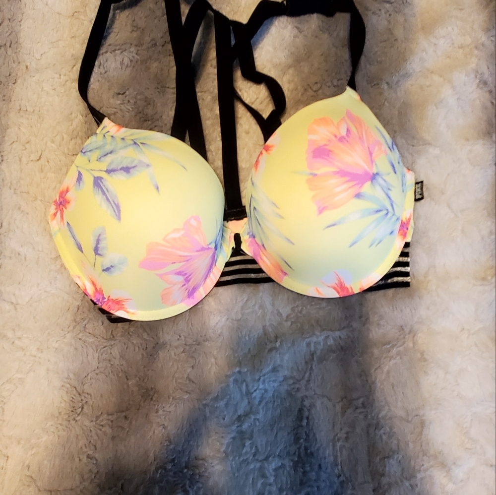 Victoria secret pink wear everywhere push up bra. Strappy back. Never worn